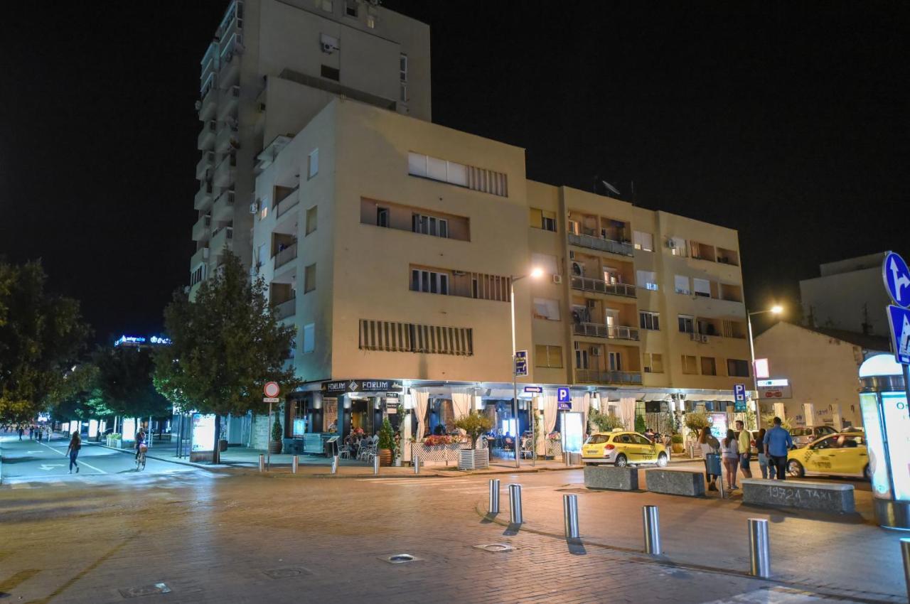 Apartman Centar 1 Lejlighed Podgorica Eksteriør billede